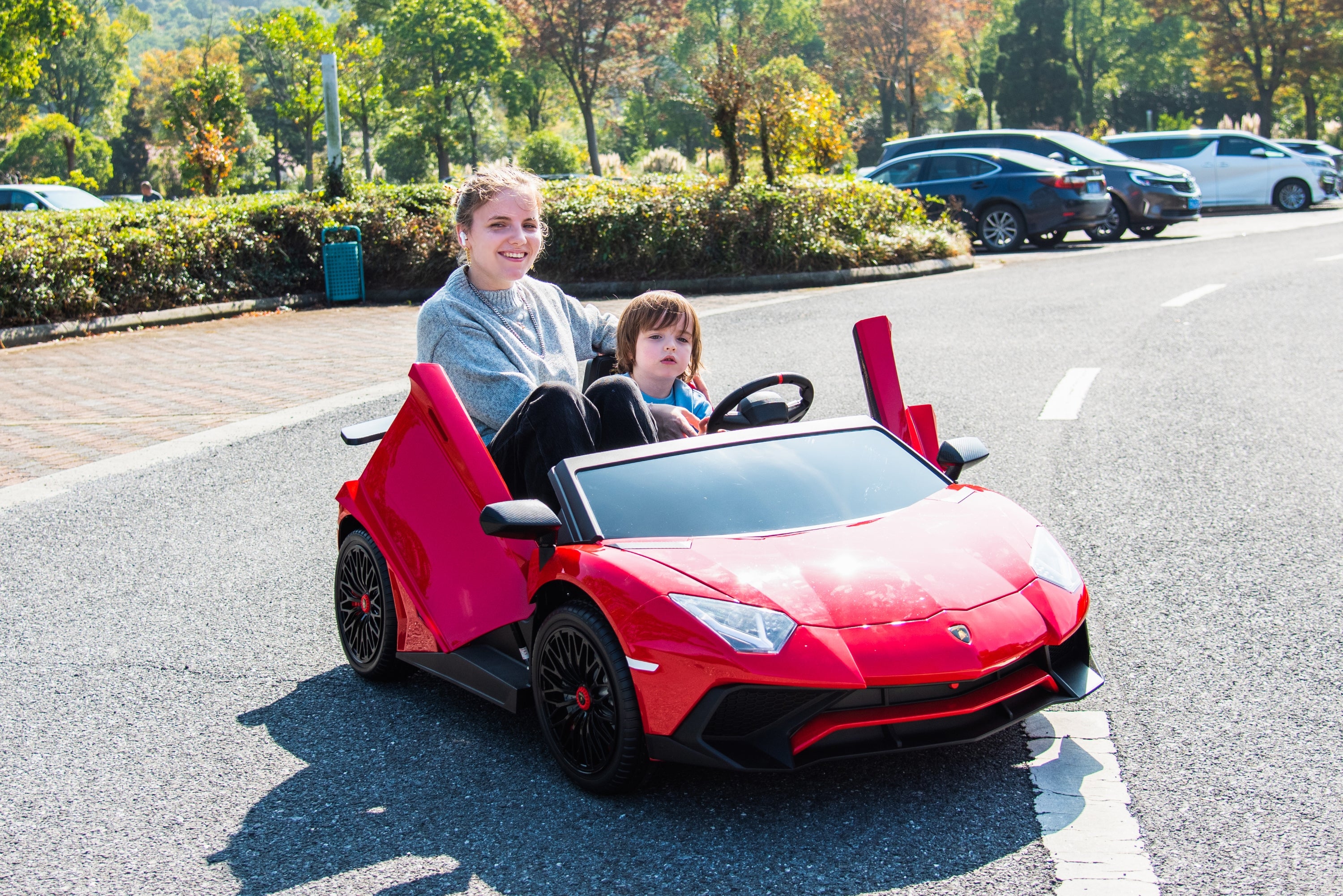 24V Lamborghini Aventador 2 Seater Ride On Car for Kids: Advanced Brushless Motor & Differential for High-Octane Fun - DTI Direct Canada